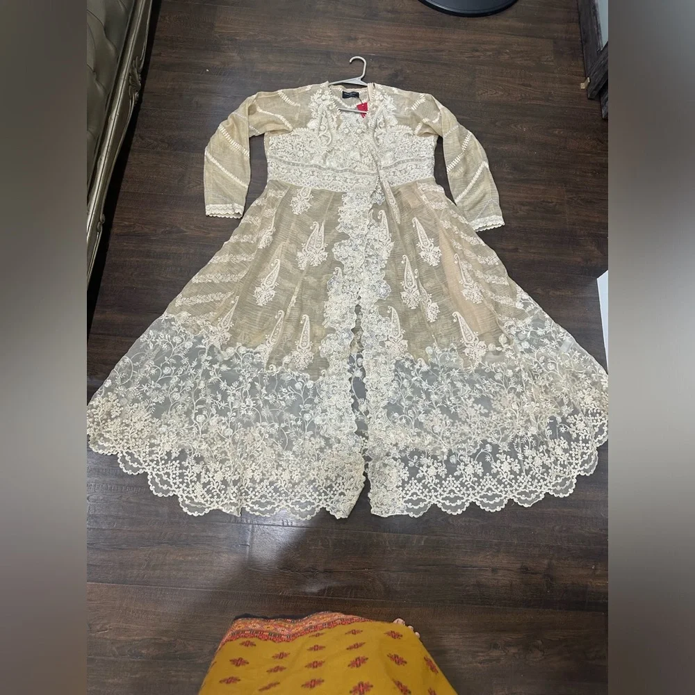 Pakistani dresses Sana safinaz - Picture 2 of 14